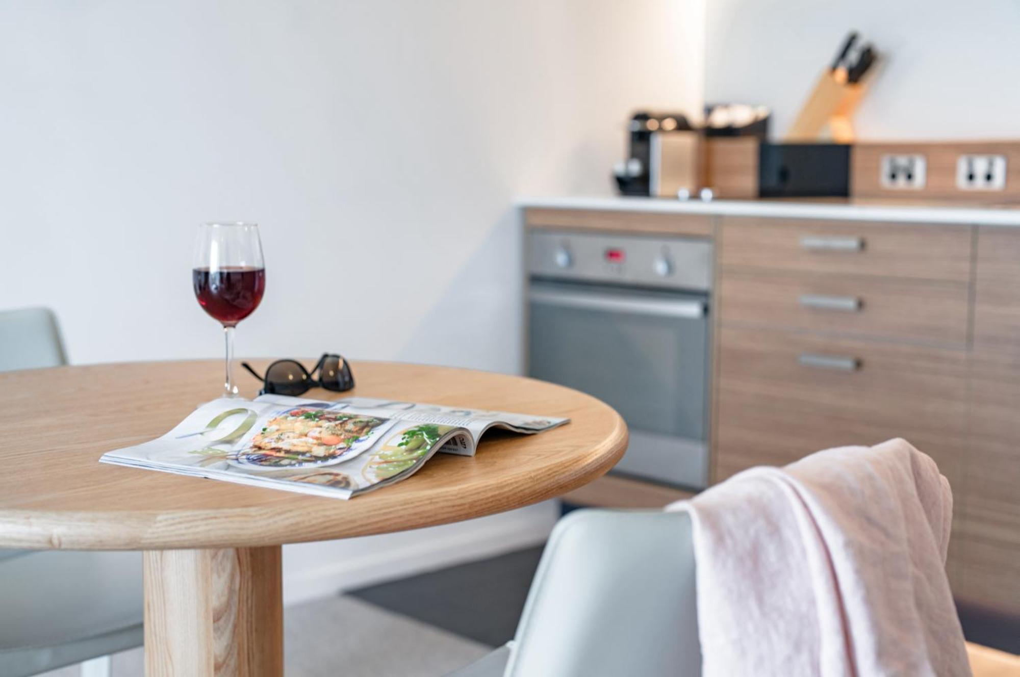 Oaks Vue Suites 절롱 객실 사진