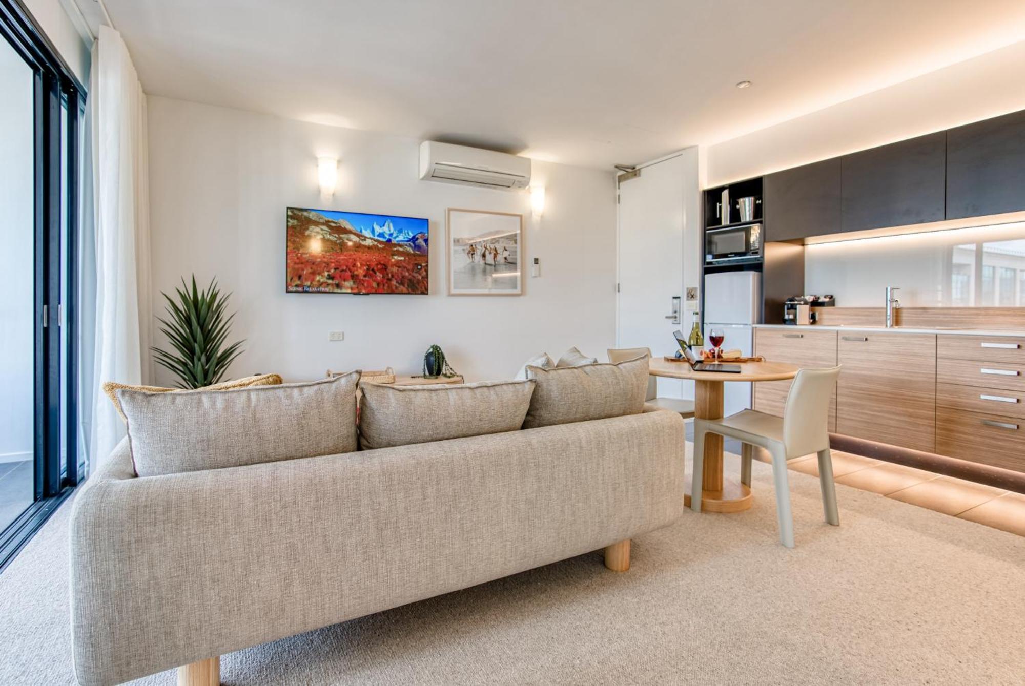 Oaks Vue Suites 절롱 객실 사진