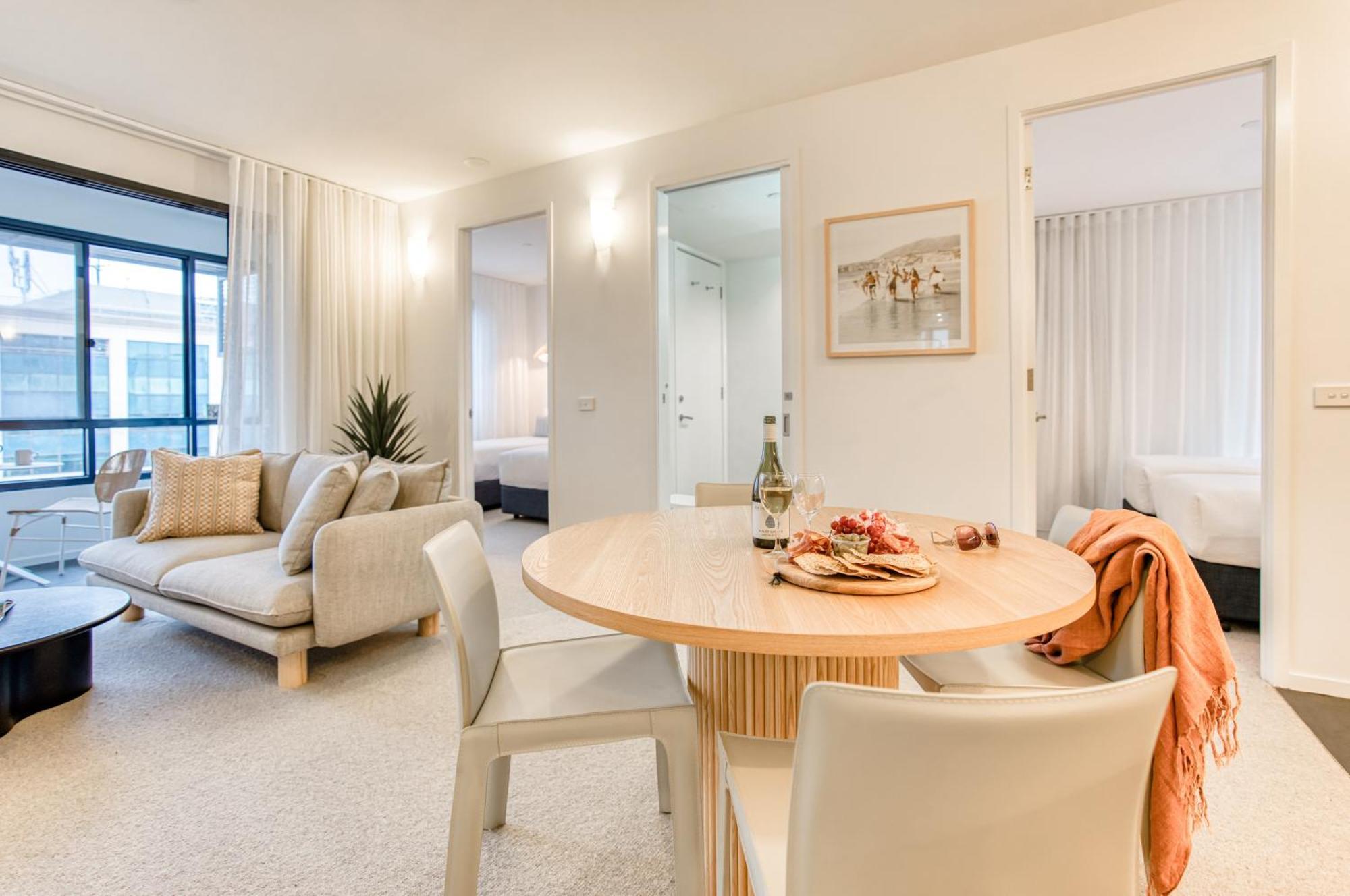 Oaks Vue Suites 절롱 객실 사진